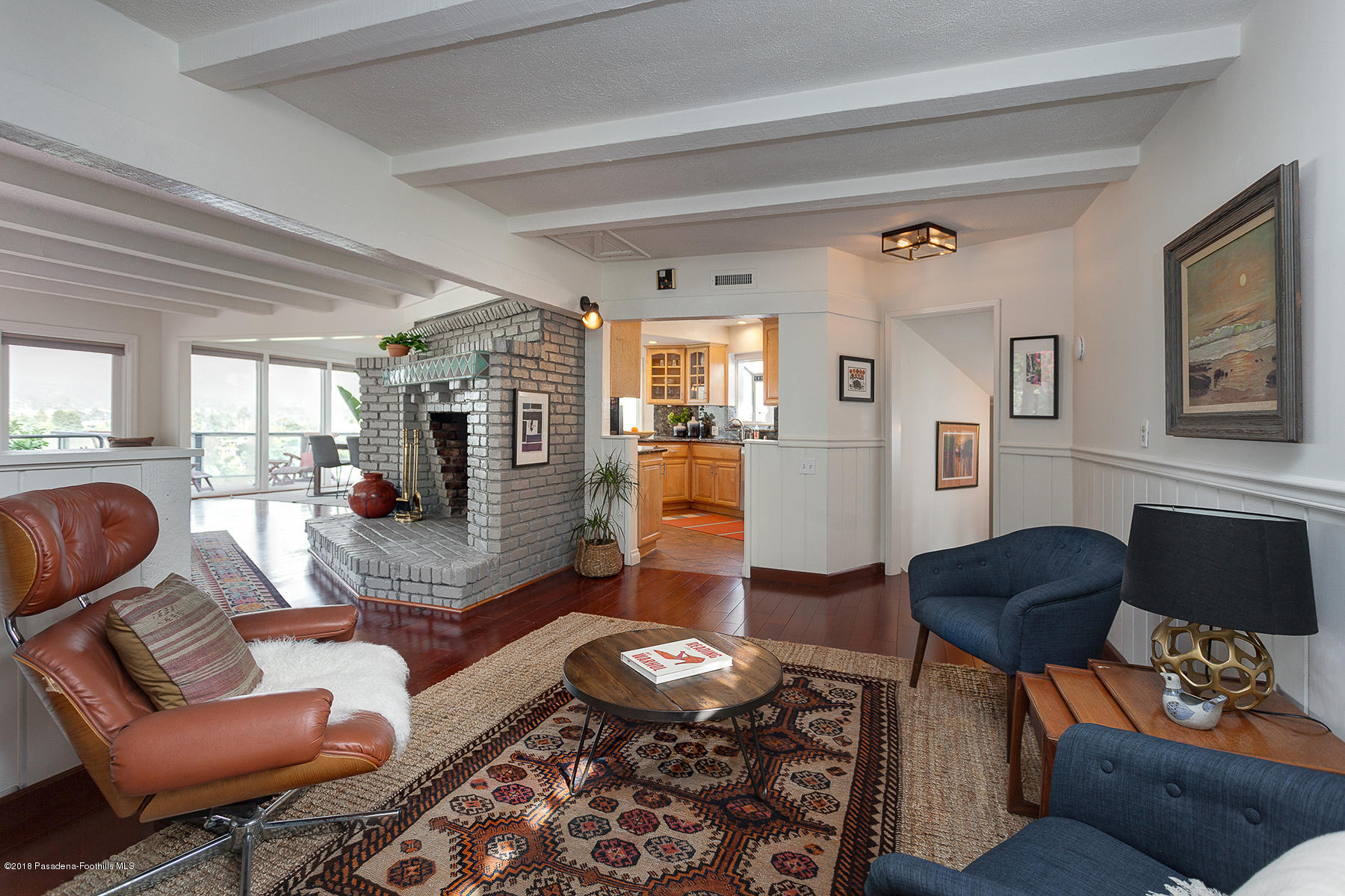 1939 Devon Road Pasadena, CA 91103 - Photo 11 of 25 9.egpimaging_1939Devon_007_MLS