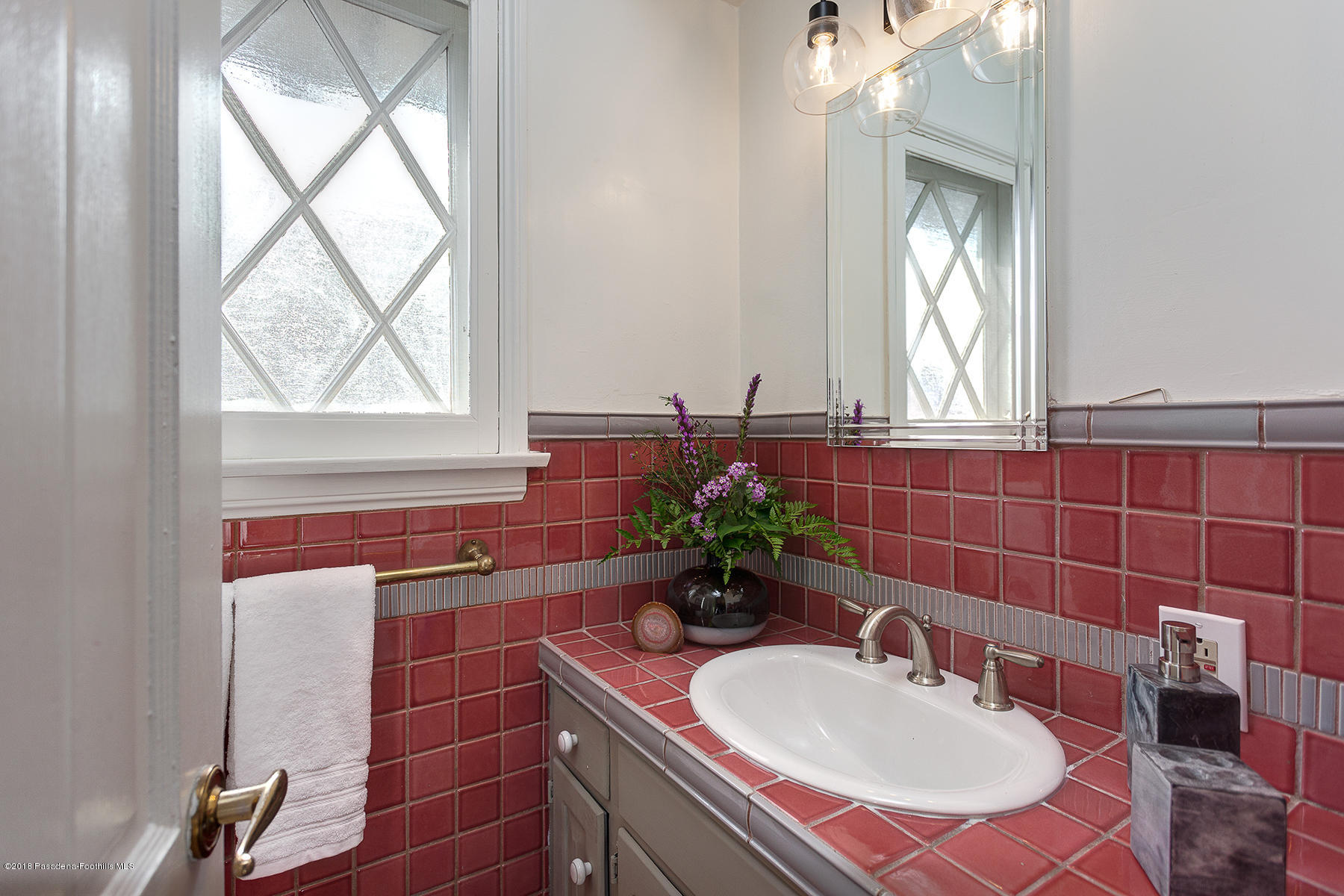 1939 Devon Road Pasadena, CA 91103 - Photo 18 of 25 15.egpimaging_1939Devon_023_MLS