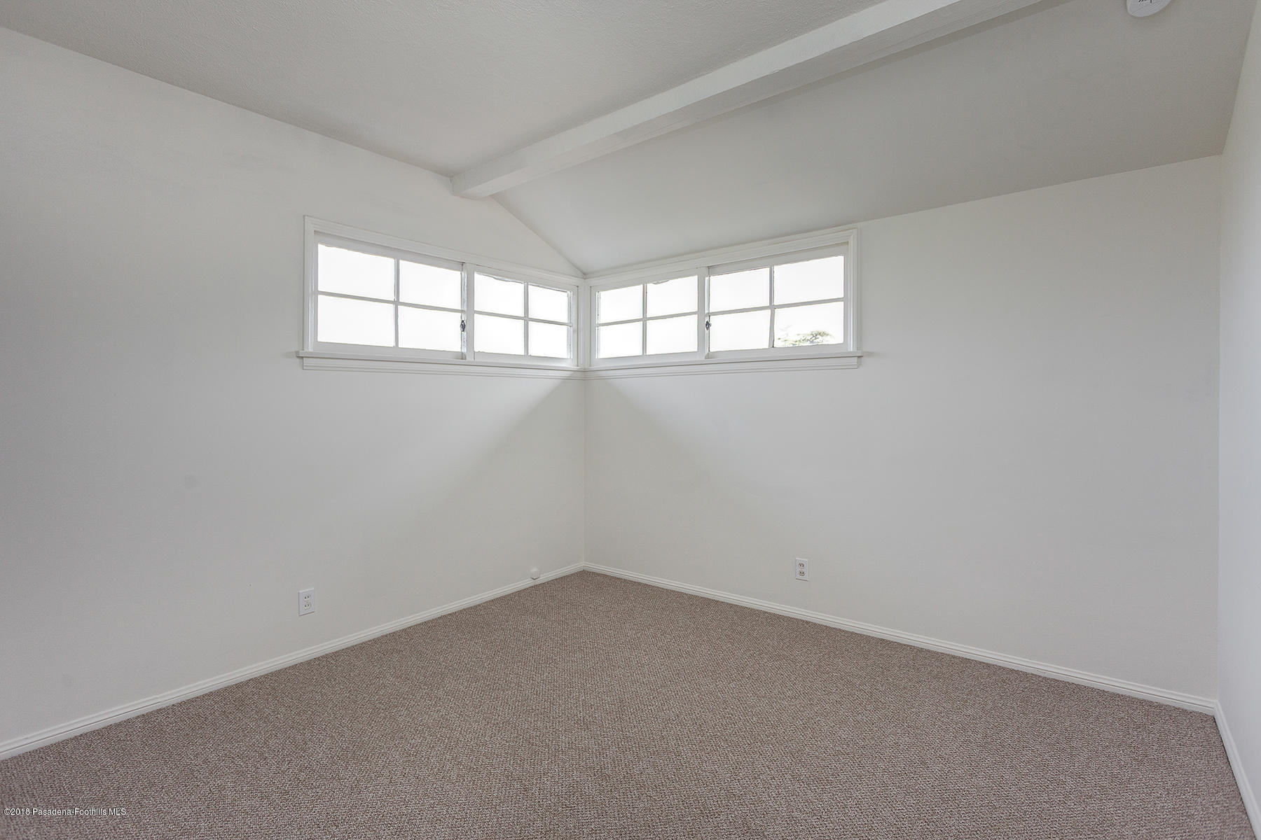 1939 Devon Road Pasadena, CA 91103 - Photo 19 of 25 16.egpimaging_1939Devon_024_MLS