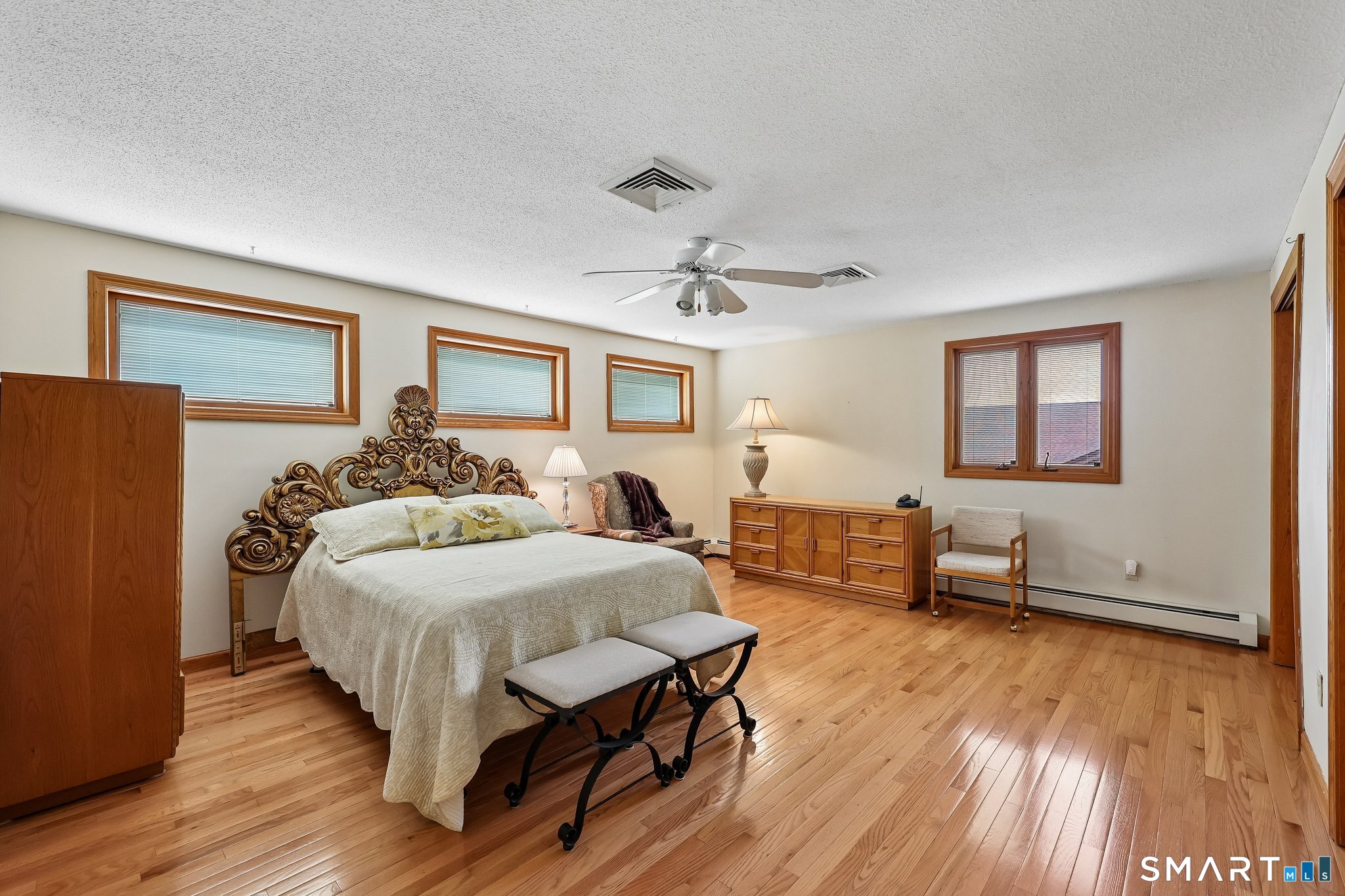 46 Stonegate Drive Wethersfield, CT 06109 - Photo 25 of 36 UPPER FLOOR, BEDROOM 4