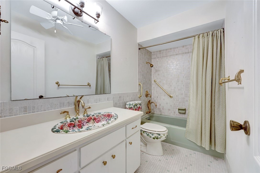 6760 Winkler Road, Unit 1 Fort Myers, FL 33919 - Photo 16 of 37