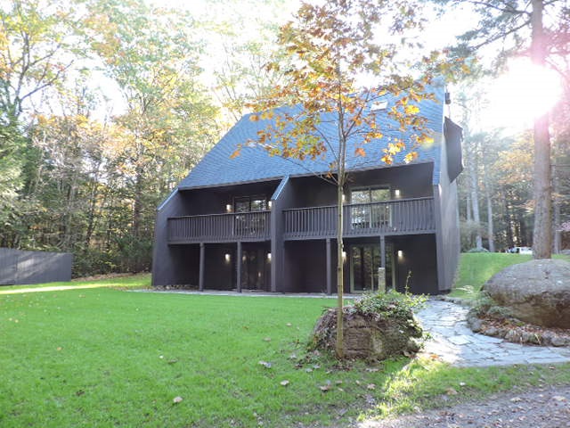 88 Ruffled Road Henniker, NH 03242 - Photo 1 of 21 Gallery Image 1