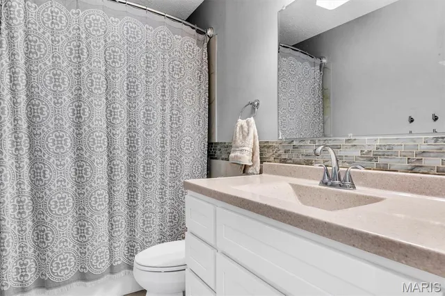 $420,000 | 2529 Westglen Farms Drive, Wildwood, MO 63011