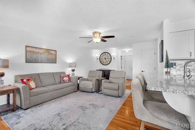 $420,000 | 2529 Westglen Farms Drive, Wildwood, MO 63011