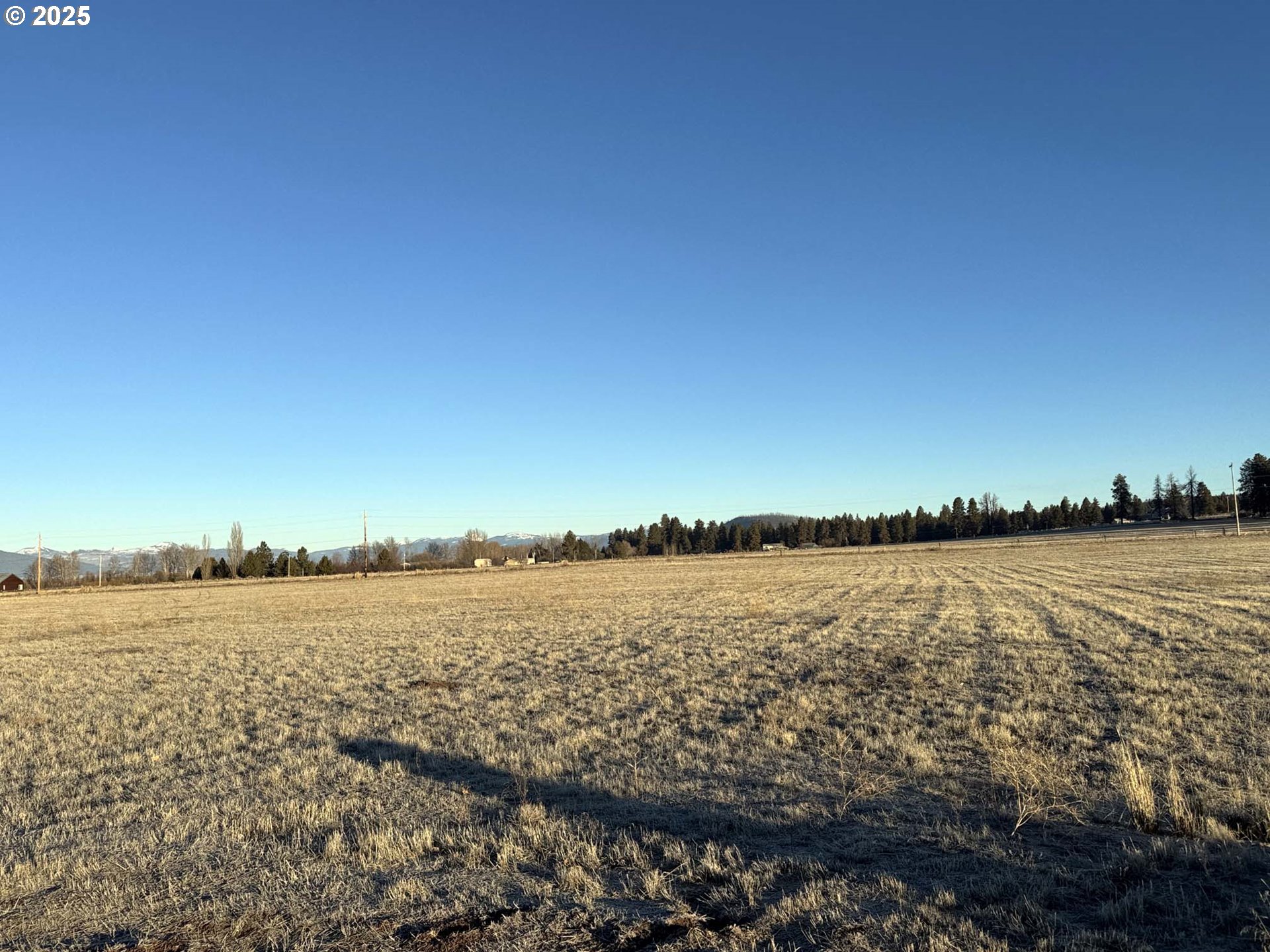 Skywalker Lane, Unit 2 Chiloquin, OR 97624 - Photo 14 of 42 a view of a lake from a city