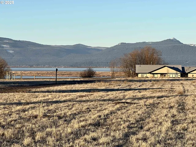 a view of an ocean beach