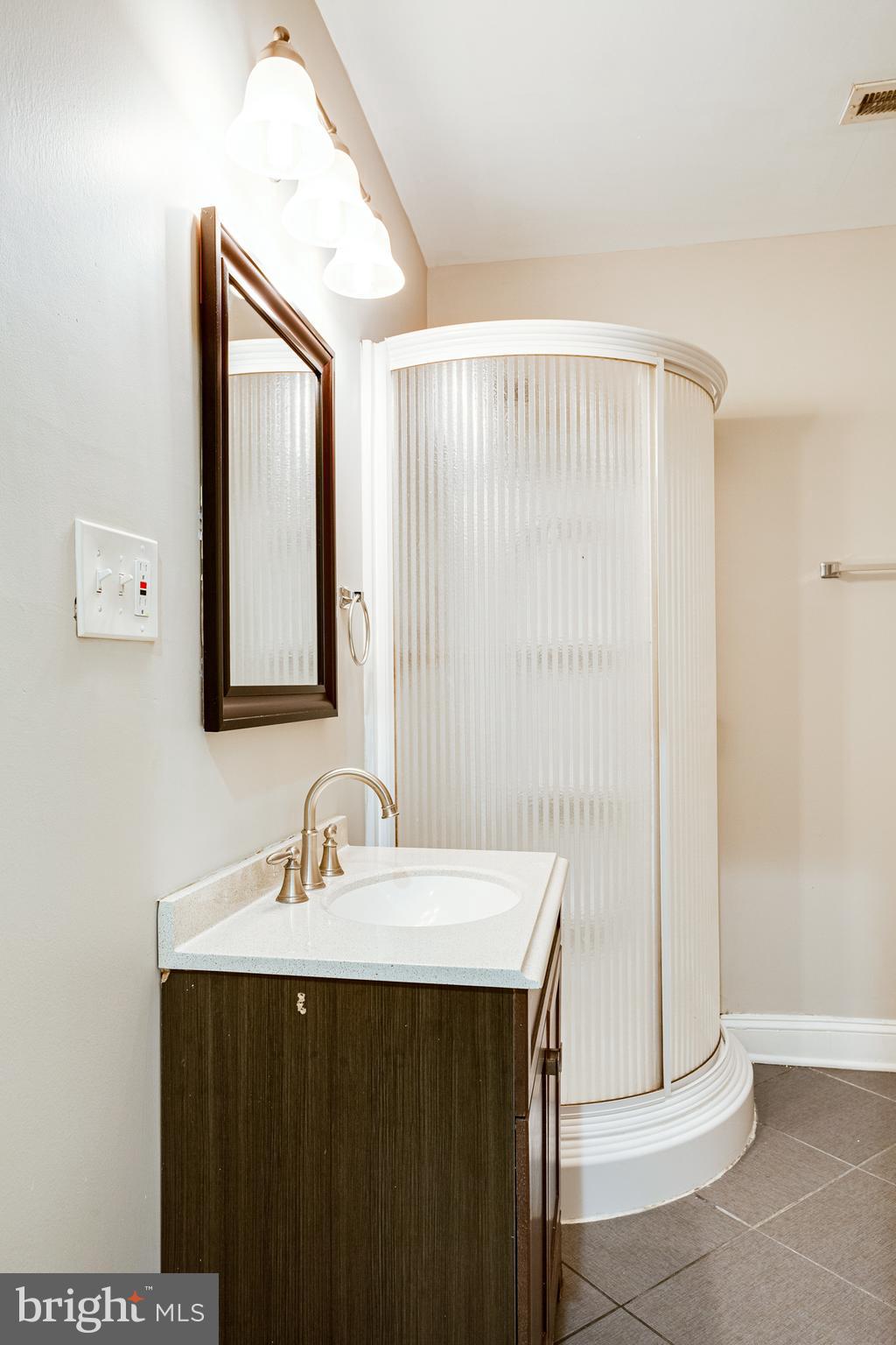 5215 Harford Road Baltimore, MD 21214 - Photo 13 of 36