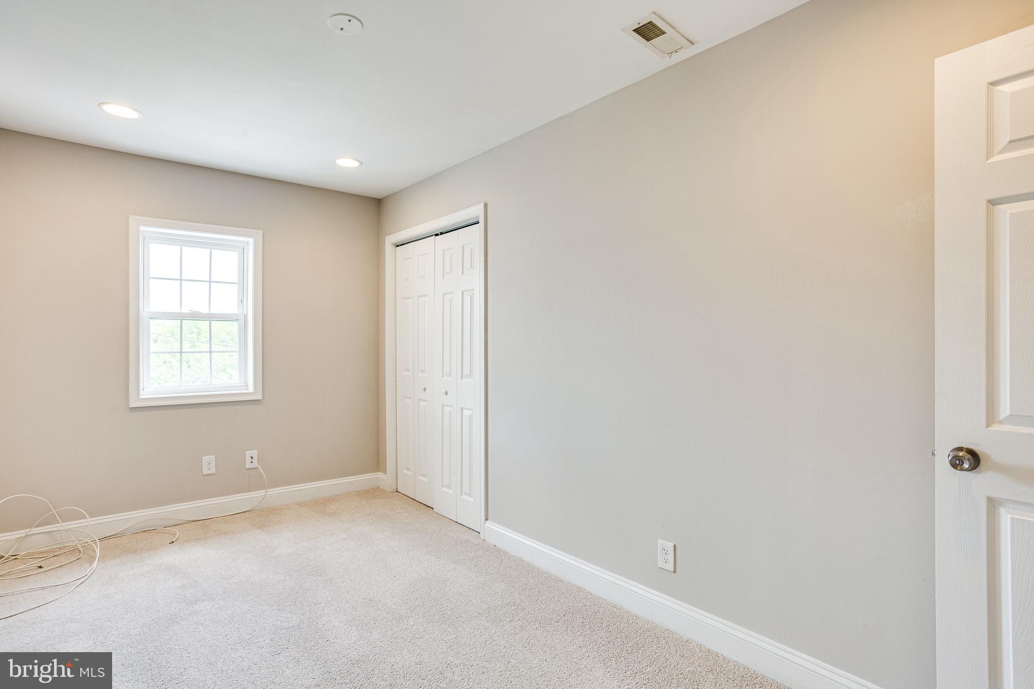 5215 Harford Road Baltimore, MD 21214 - Photo 21 of 36