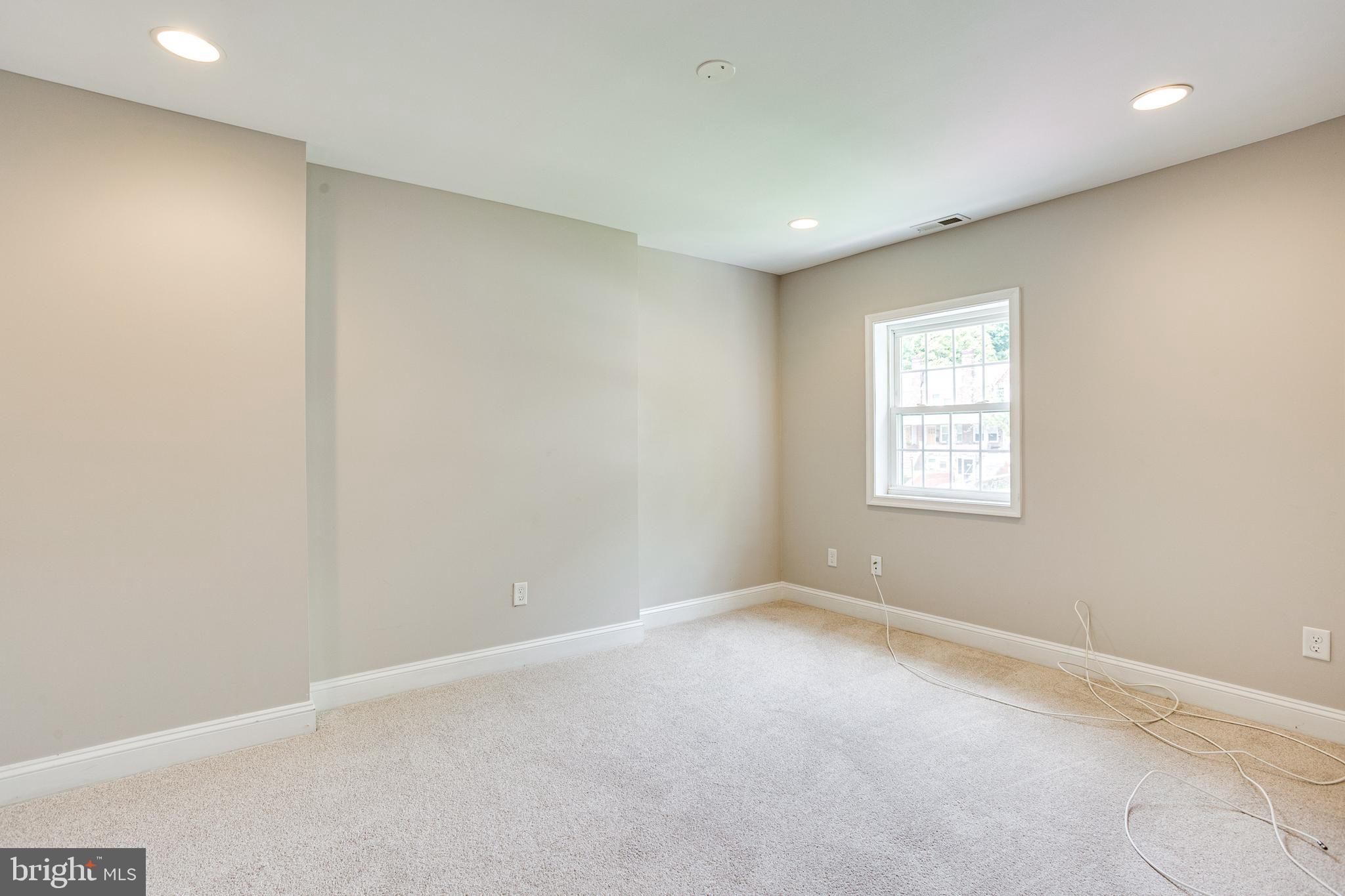 5215 Harford Road Baltimore, MD 21214 - Photo 23 of 36
