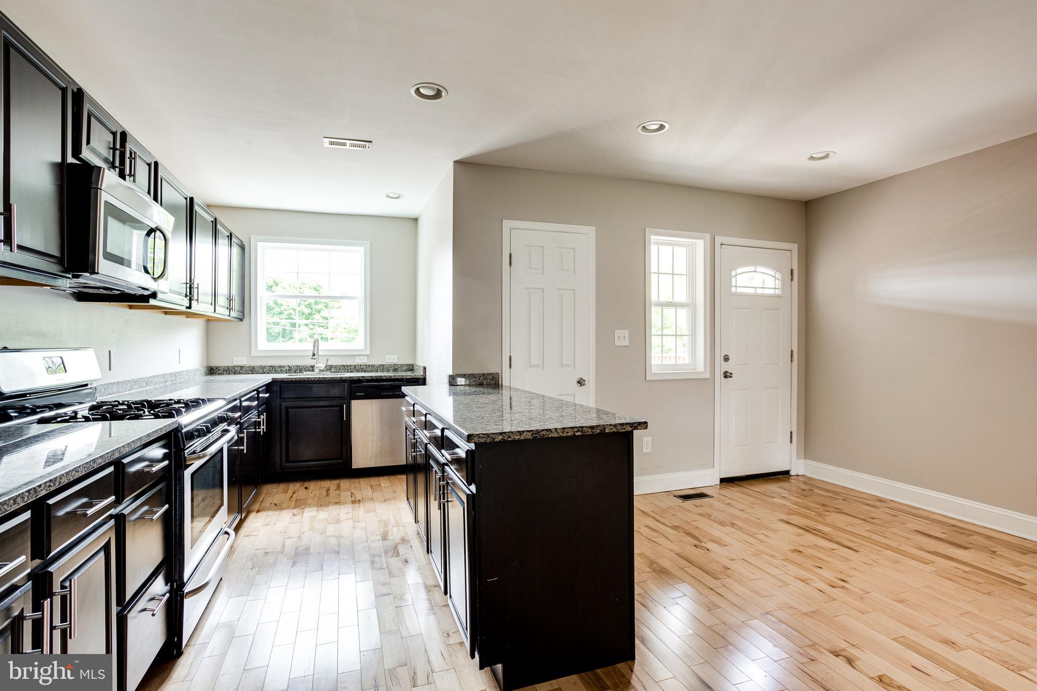 5215 Harford Road Baltimore, MD 21214 - Photo 6 of 36