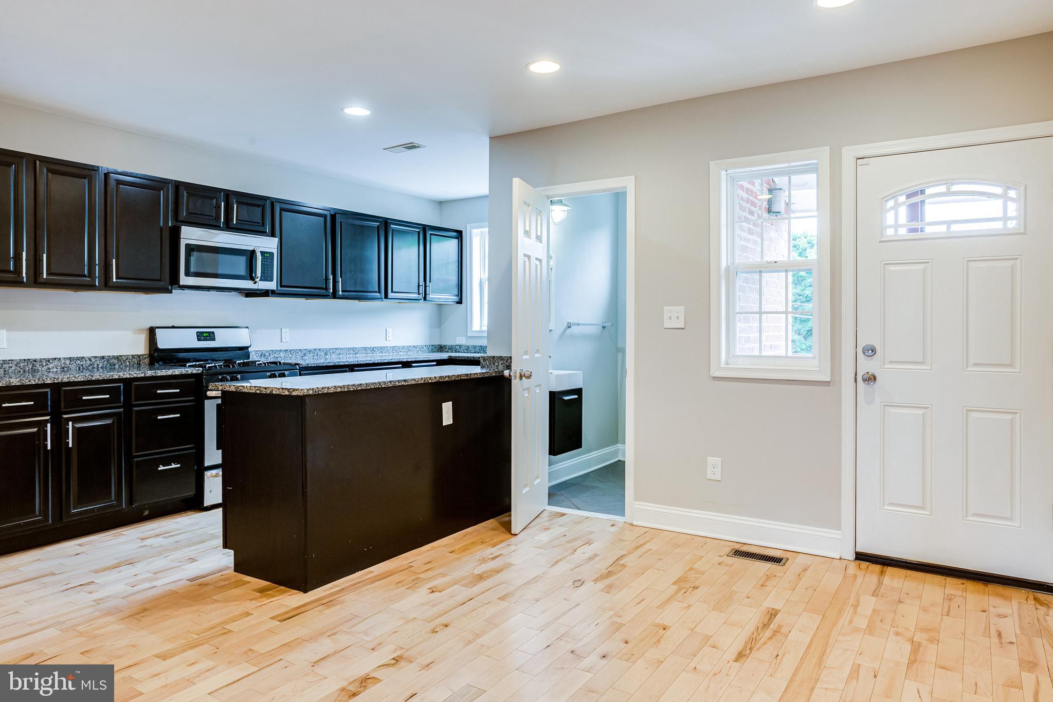 5215 Harford Road Baltimore, MD 21214 - Photo 8 of 36