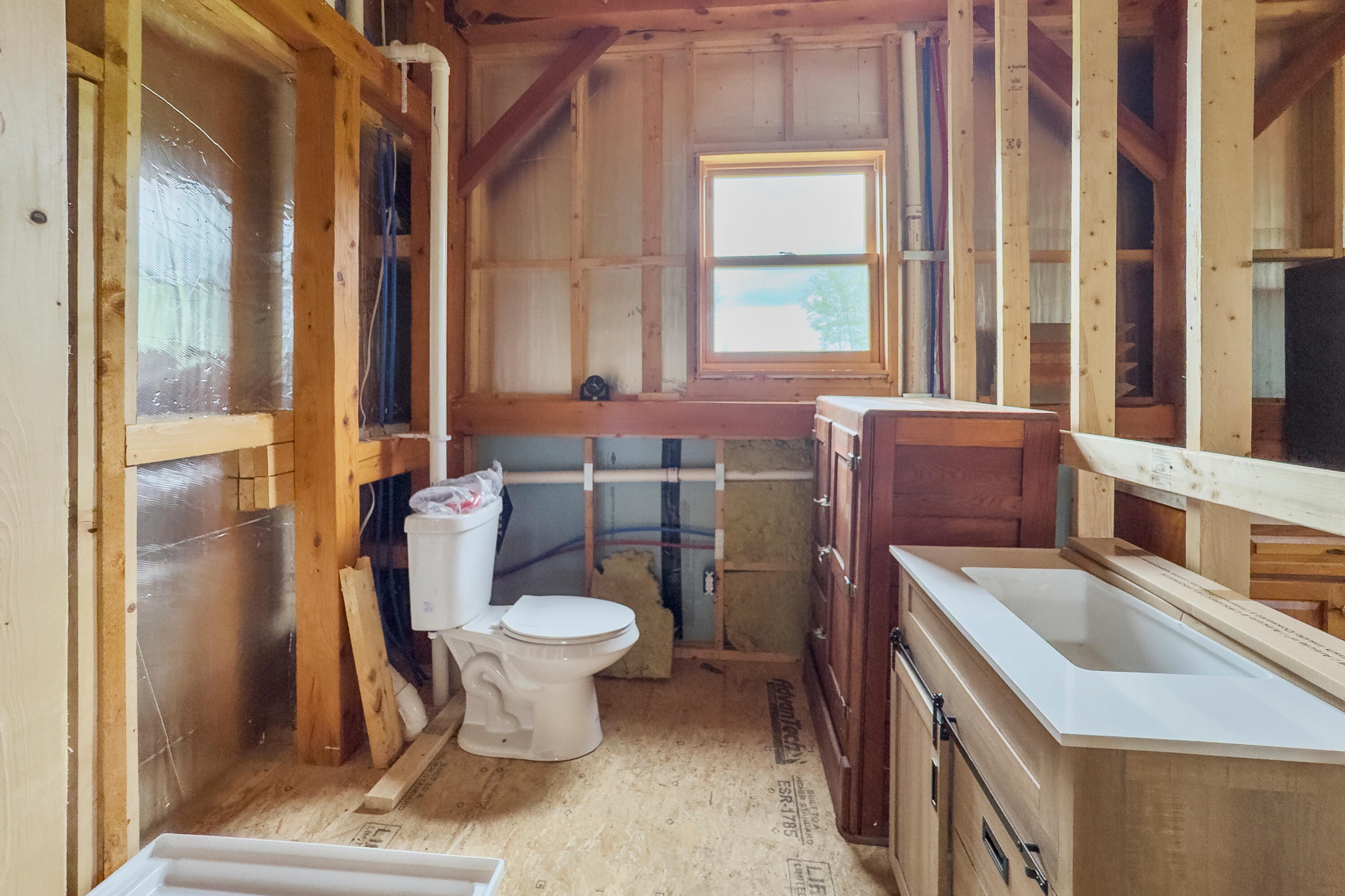 135 Salt Pond Road Cushing, ME 04563 - Photo 13 of 38 Bath area 1st floorhhh