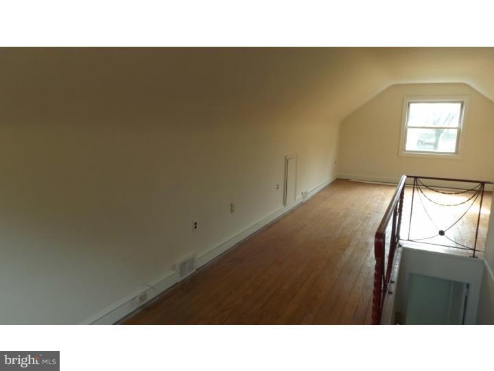 231 West County Line Road Horsham, PA 19040 - Photo 7 of 9