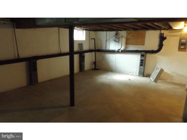 231 West County Line Road Horsham, PA 19040 - Photo 8 of 9