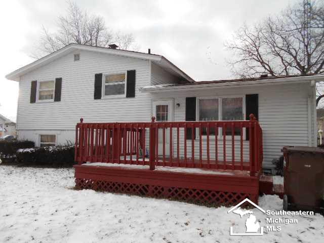 1750 Spaulding Road Monroe, MI 48162 - Photo 14 of 17 20459211-13.JPG