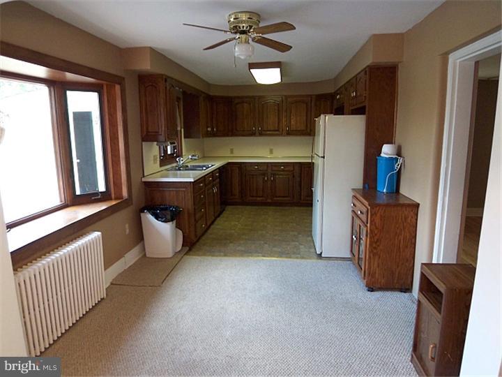 503 Cowpath Road Lansdale, PA 19446 - Photo 2 of 11 Gallery Image 2