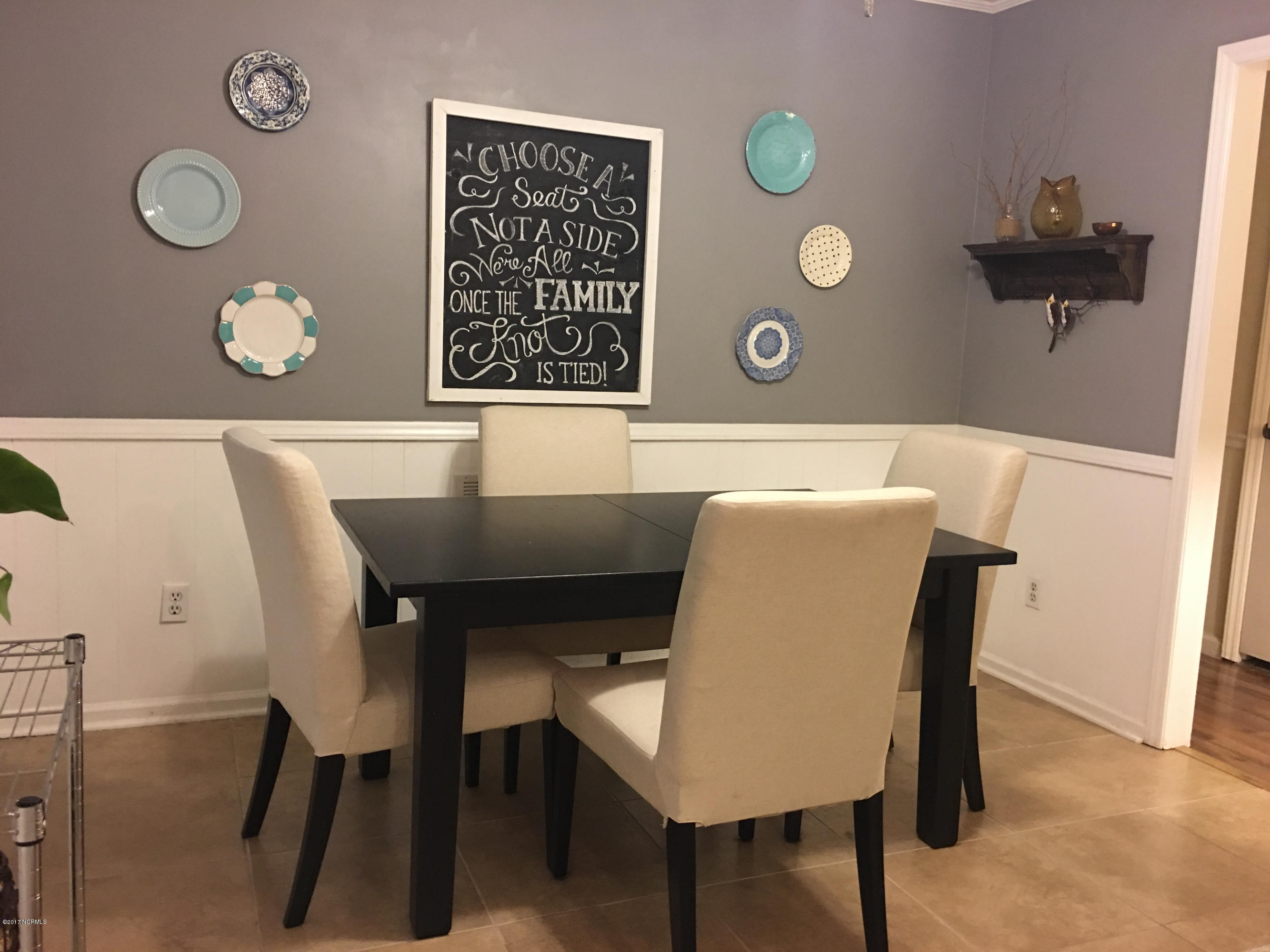 4522 Bramton Road Wilmington, NC 28405 - Photo 9 of 17 DIning 2
