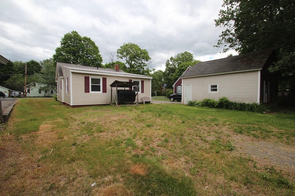 86 Newell Pond Road Greenfield, MA 01301 - Photo 5 of 42 Gallery Image 5