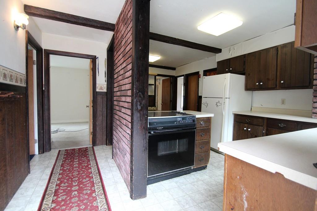 86 Newell Pond Road Greenfield, MA 01301 - Photo 10 of 42 Gallery Image 10