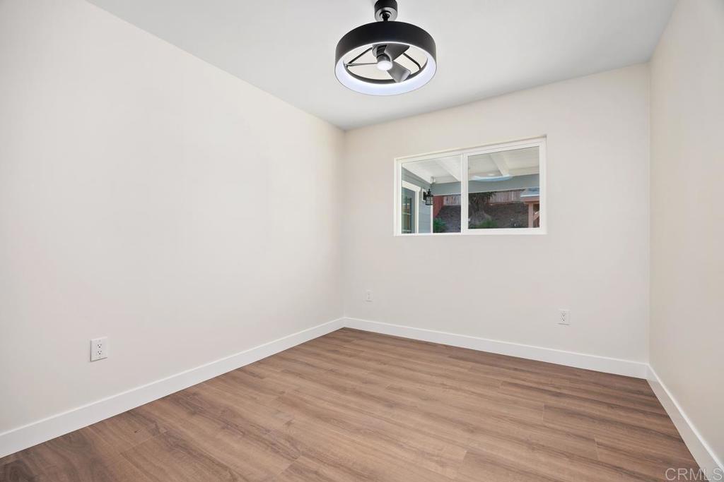 2839 Emerald Drive Oceanside, CA 92056 - Photo 14 of 29