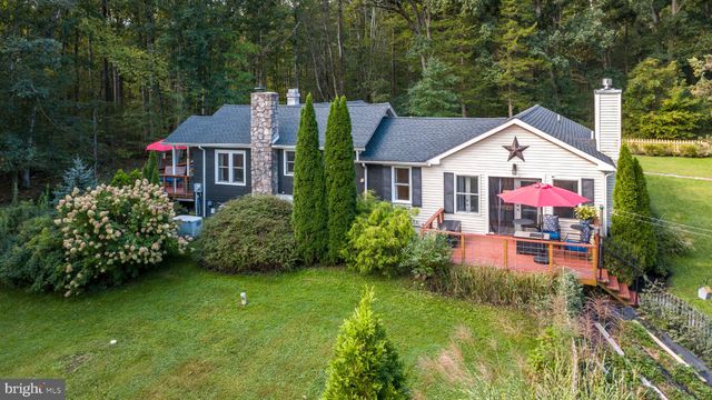 $599,900 | 603 Haycock Run Road, Kintnersville, PA 18930