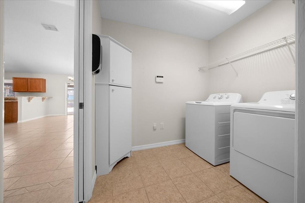 234 Locust Lane Ocala, FL 34472 - Photo 43 of 71 a view of utility room