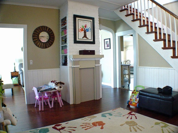 384 Anthony Street Fall River, MA 02721 - Photo 16 of 26 a living room with furniture and a wooden floor
