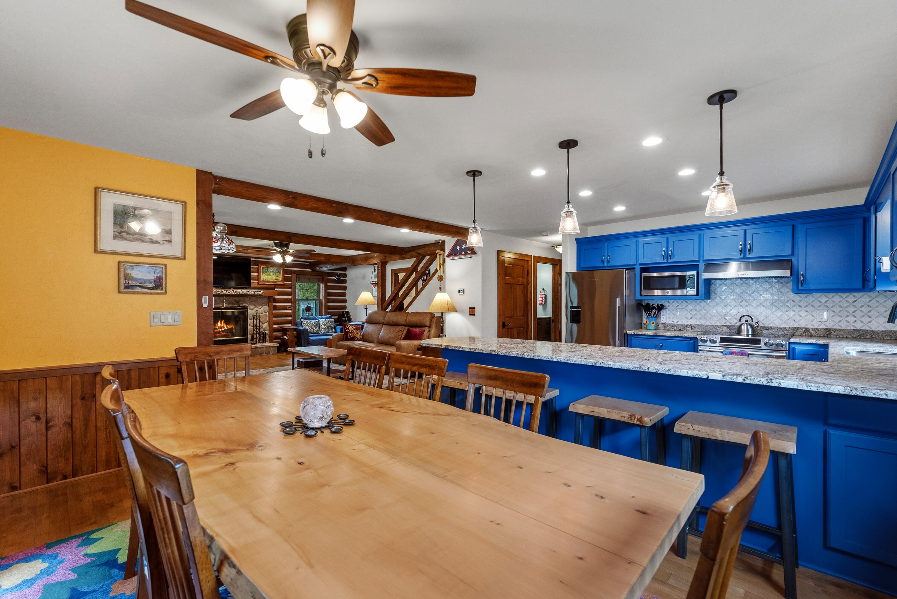 W376S4887 East Pretty Lake Road Ottawa, WI 53118 - Photo 23 of 61 Dining into the Kitchen