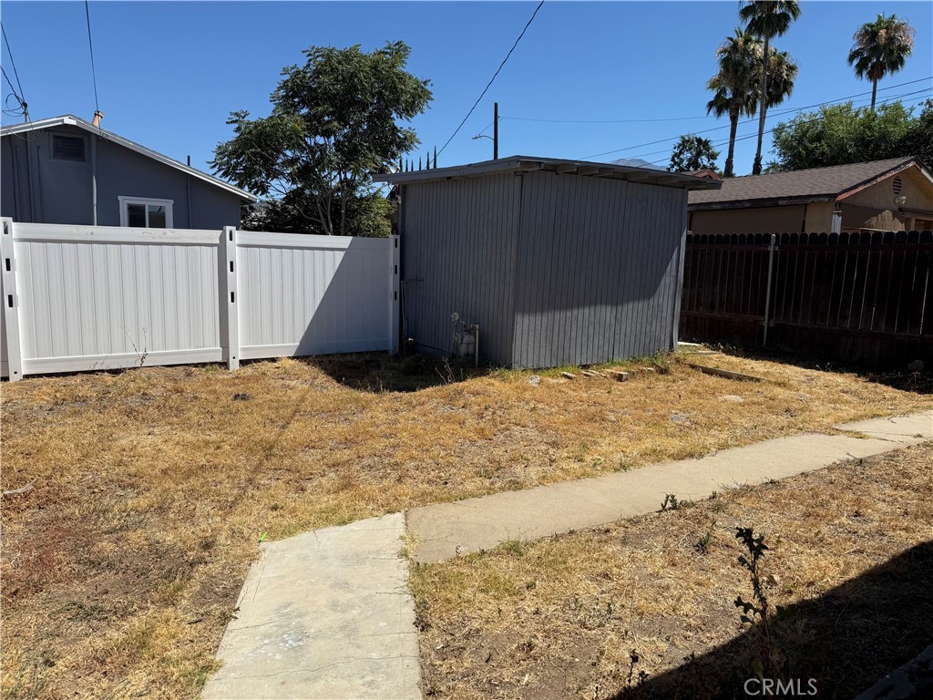 34945 Ave B Yucaipa, CA 92399 - Photo 64 of 69 Newly installed fence