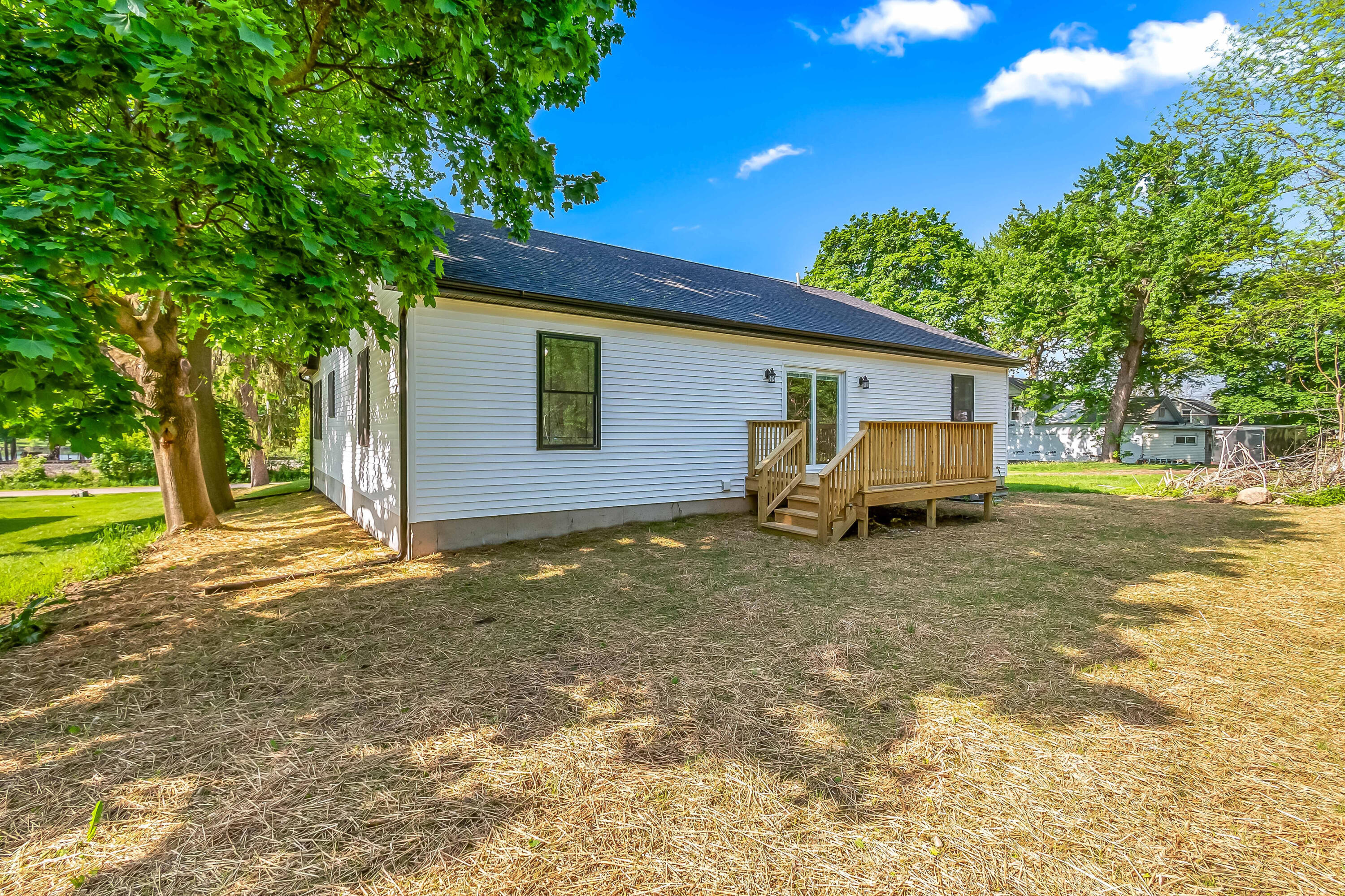 611 River Road Marshall, MI 49068 - Photo 27 of 31 IMG_0613
