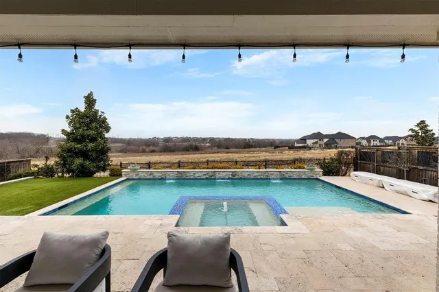 $1,100,000 | 2731 Meadowbrook Boulevard, Prosper, TX 75078