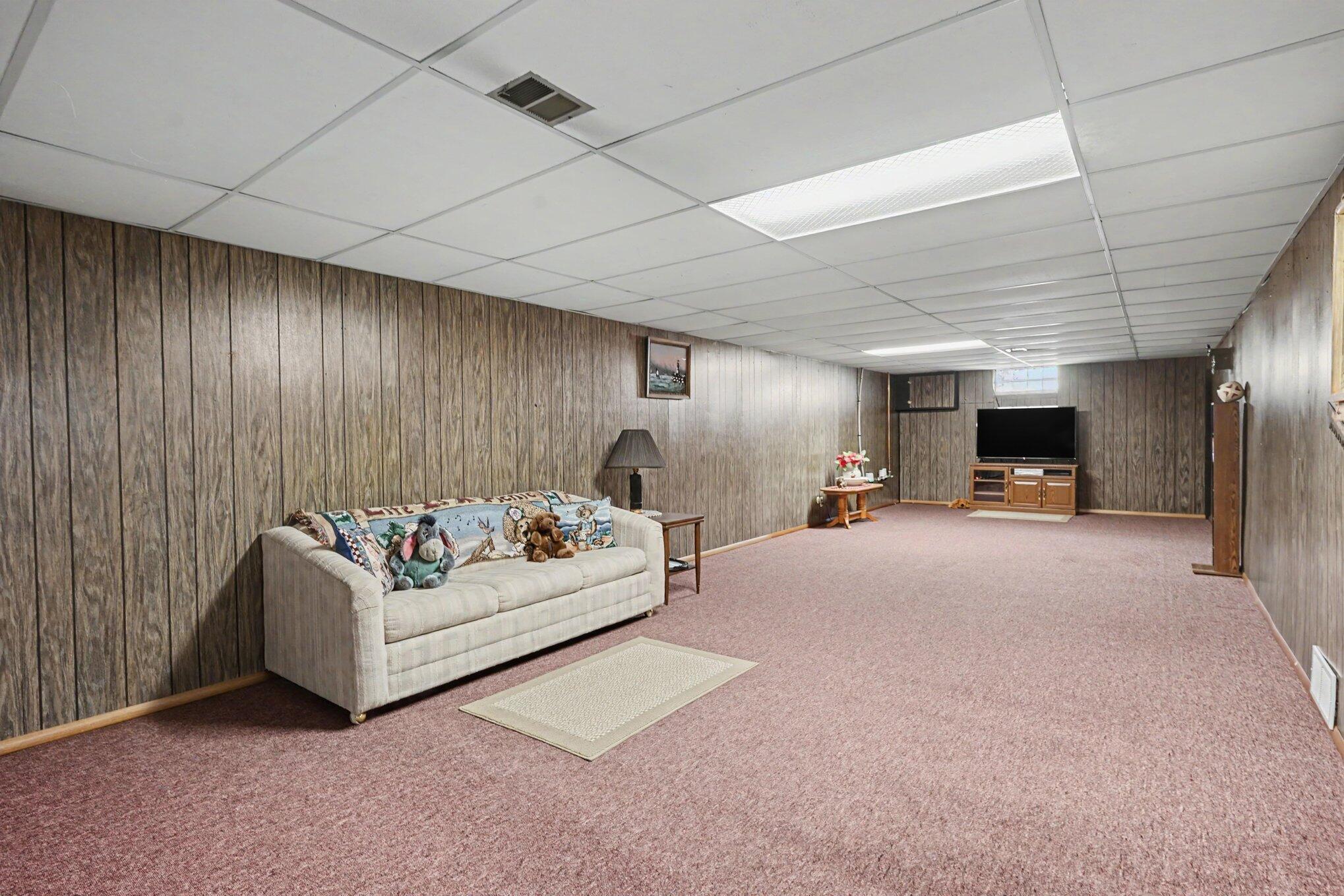 234 Randall Road Muskegon, MI 49441 - Photo 12 of 16 012_file_5309