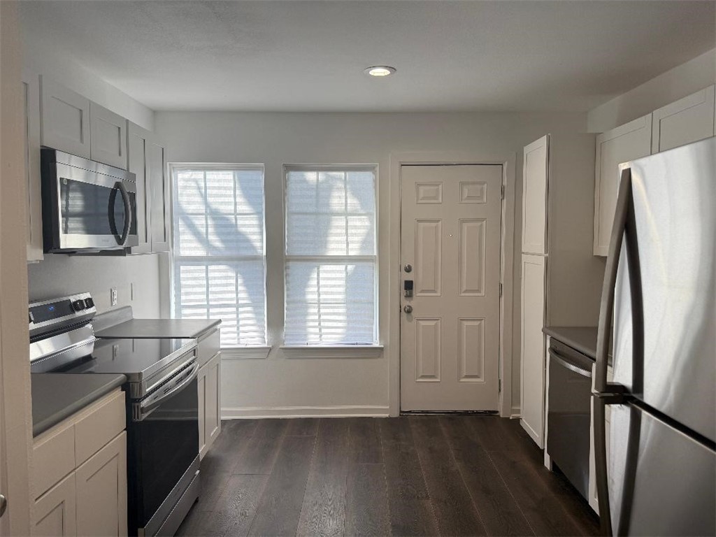 1101 2nd Street, Unit 4 Corpus Christi, TX 78404 - Photo 3 of 19