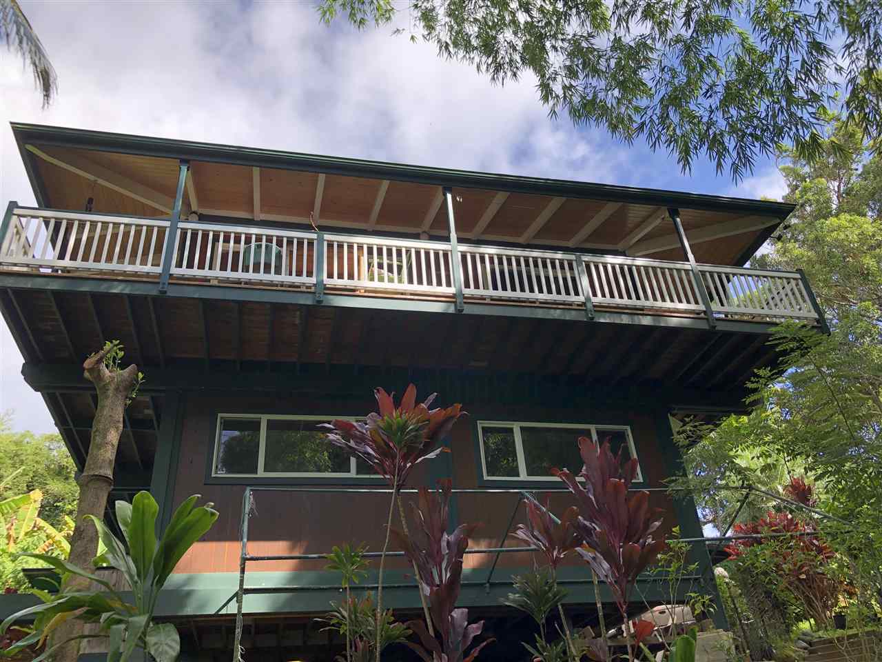19 Door Of Faith Road Haiku, HI 96708 - Photo 5 of 30 a view of a house with a patio