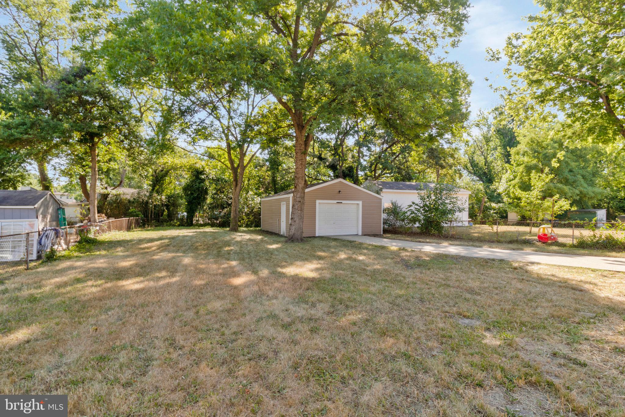 4414 Maple Road Morningside, MD 20746 - Photo 38 of 41
