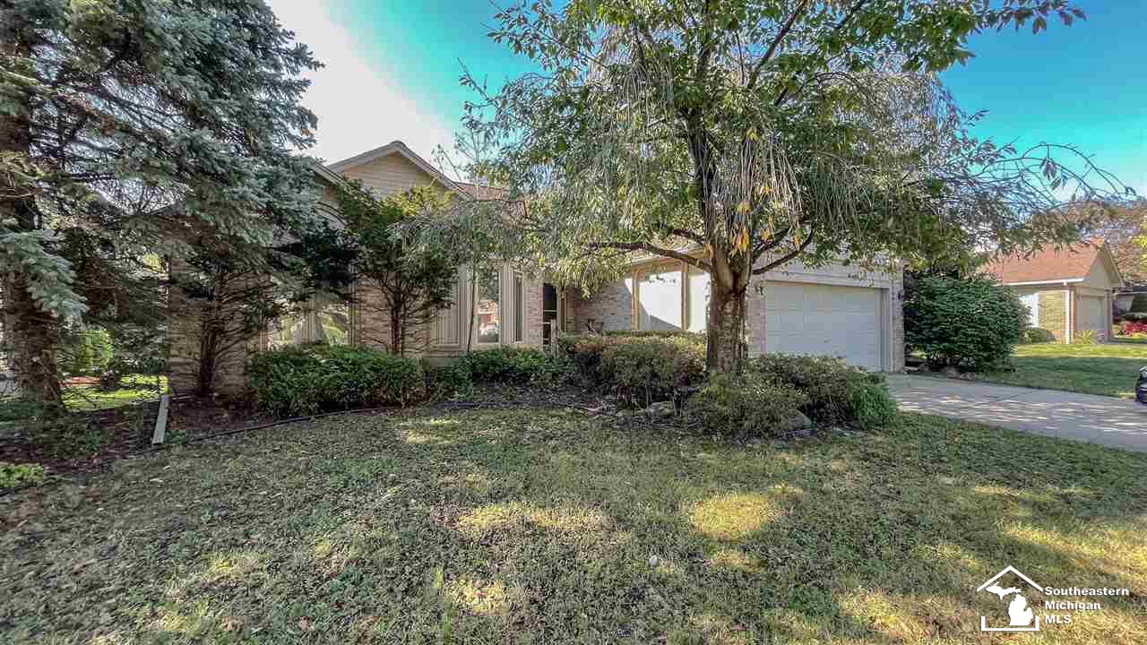 516 Buttercup Drive Rochester Hills, MI 48307 - Photo 2 of 30