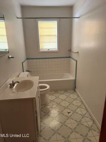 $1,375 | 2214 Pine Avenue, Gulfport, MS 39501