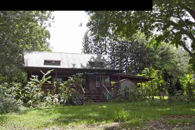40 Kapuai Road Haiku, HI 96708 - Photo 29 of 29 a view of a house with a garden