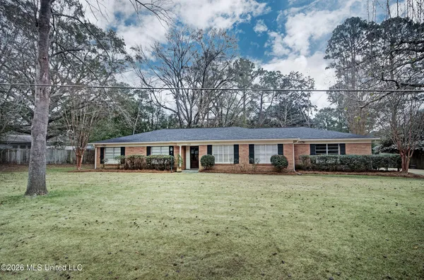 $285,000 | 219 Rollingwood Drive, Jackson, MS 39211