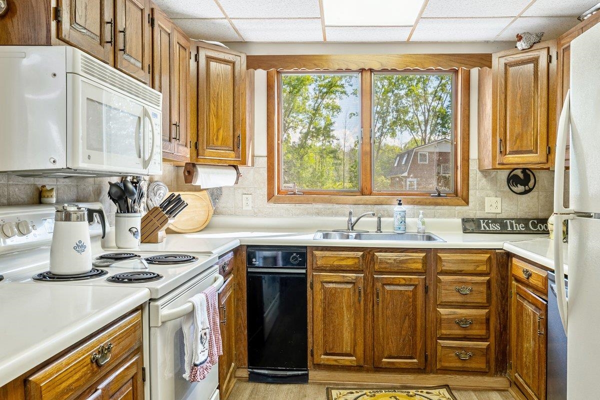 412 North Shore Road Isle La Motte, VT 05463 - Photo 10 of 38 Gallery Image 10