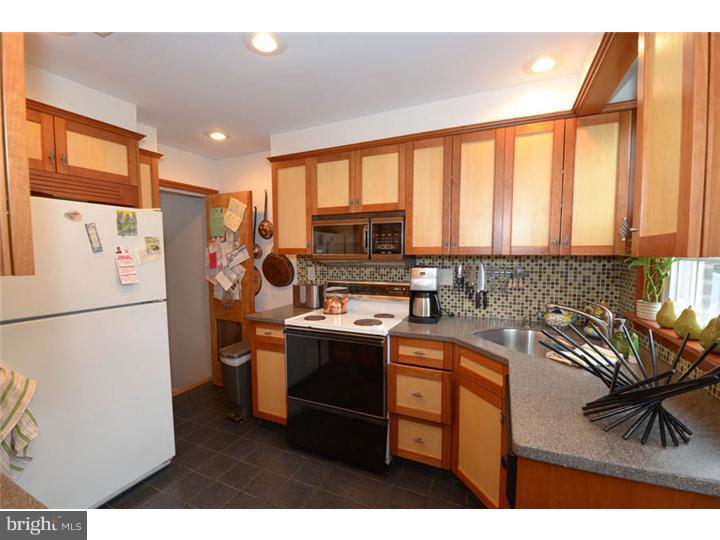 202 Canterbury Road Havertown, PA 19083 - Photo 6 of 18