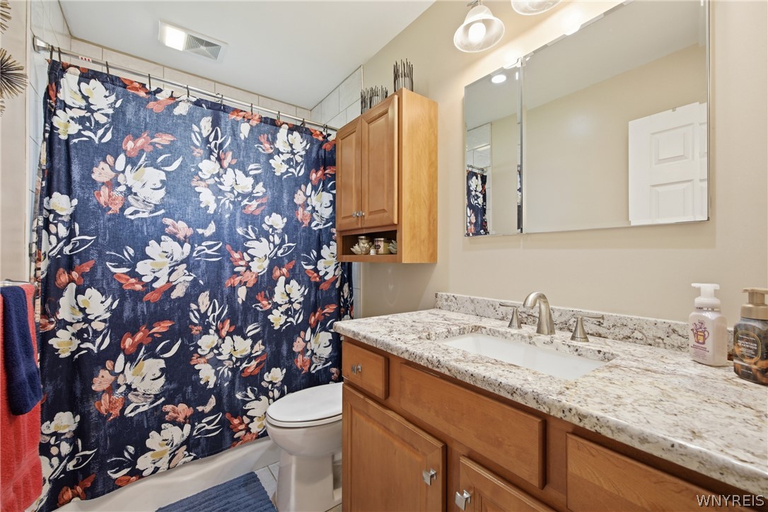 92 Ridgedale Circle Tonawanda, NY 14150 - Photo 12 of 15