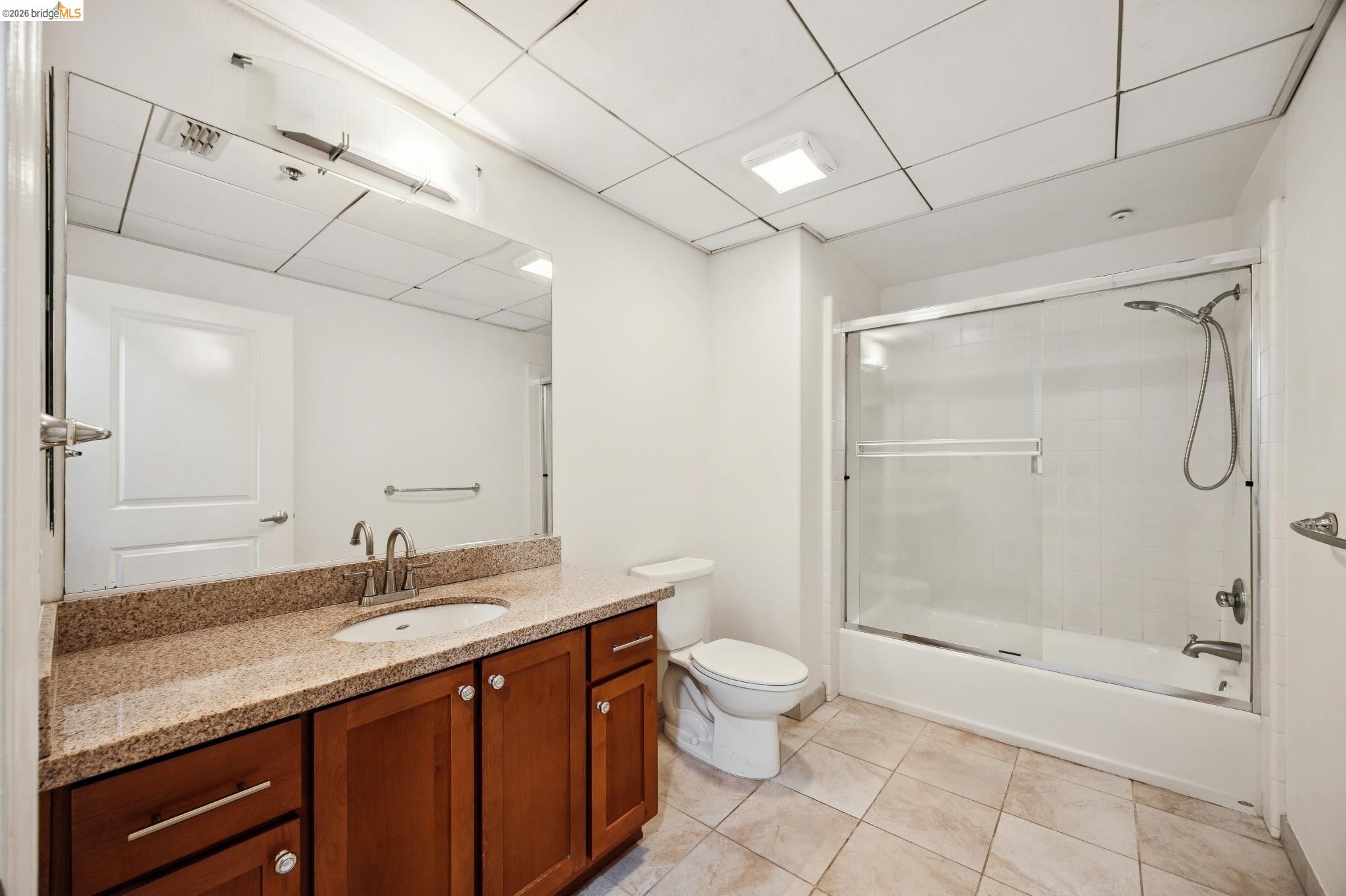 423 7th Street, Unit 506 Oakland, CA 94607 - Photo 17 of 30