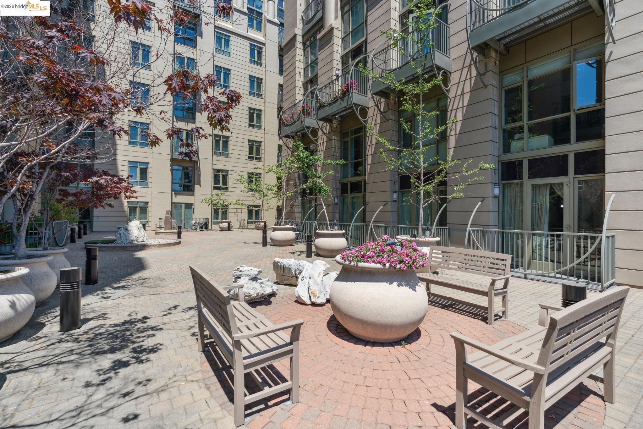 423 7th Street, Unit 506 Oakland, CA 94607 - Photo 26 of 30