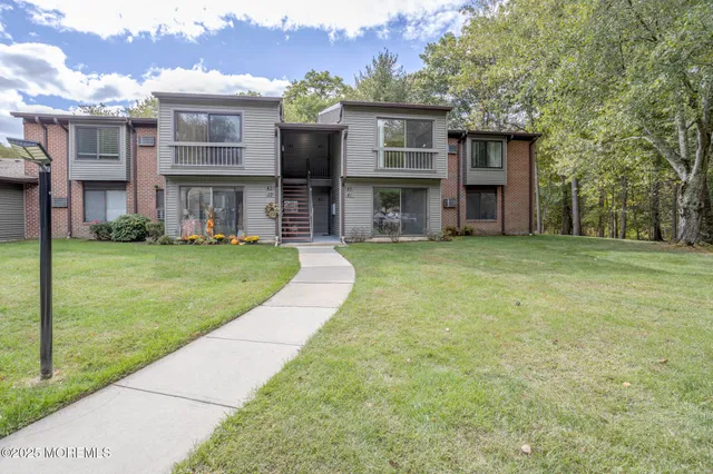 $2,900 | 45 Western Reach, Red Bank, NJ 07701