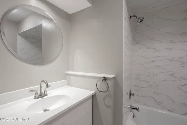 $2,900 | 45 Western Reach, Red Bank, NJ 07701