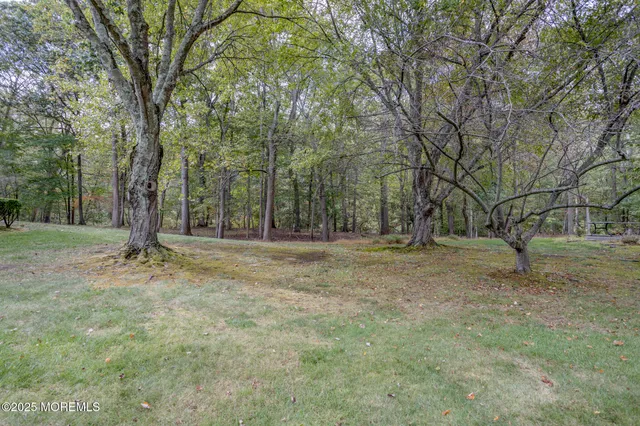 $2,900 | 45 Western Reach, Red Bank, NJ 07701