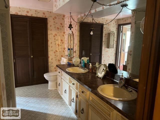 15761 17 Mile Road Clinton Township, MI 48038 - Photo 10 of 19