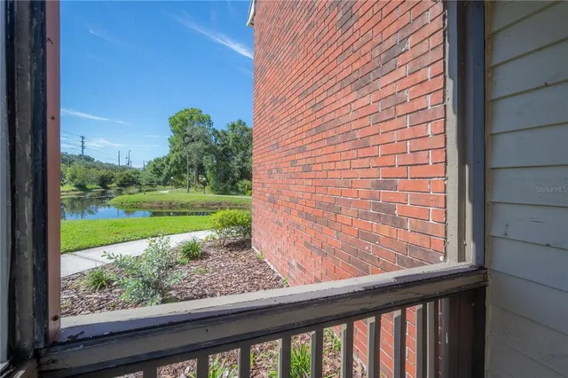 a view of an entrance of the house