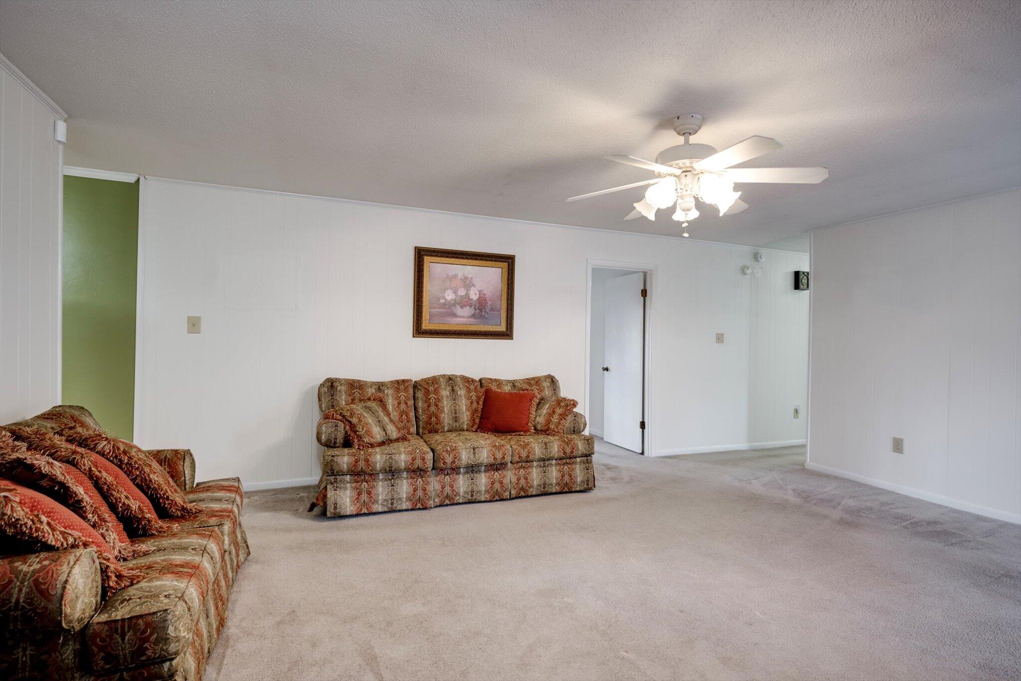 4386 Clements Road Hephzibah, GA 30815 - Photo 9 of 37 09-009-